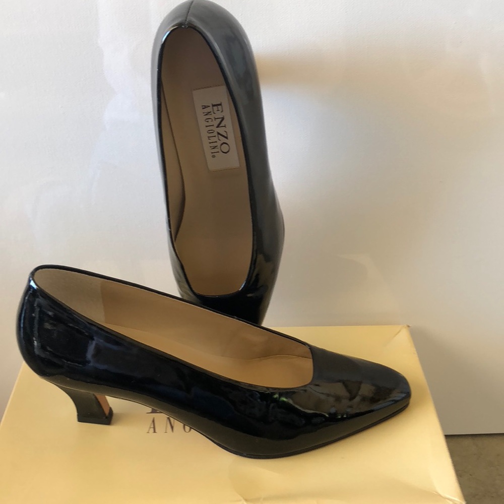 Enzo Angiolini Pumps